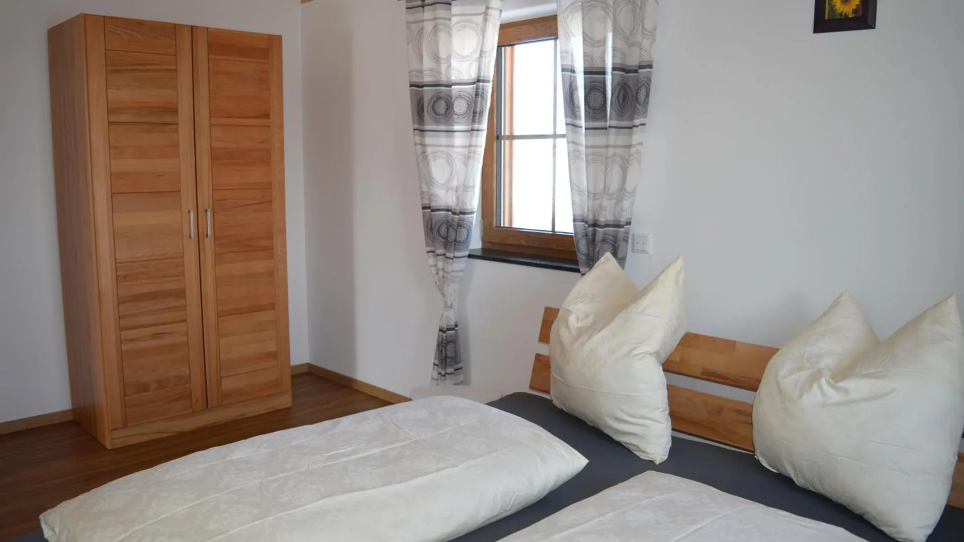 Ferienwohnung Bei Familie Grundl Tacherting 0*,  Germany