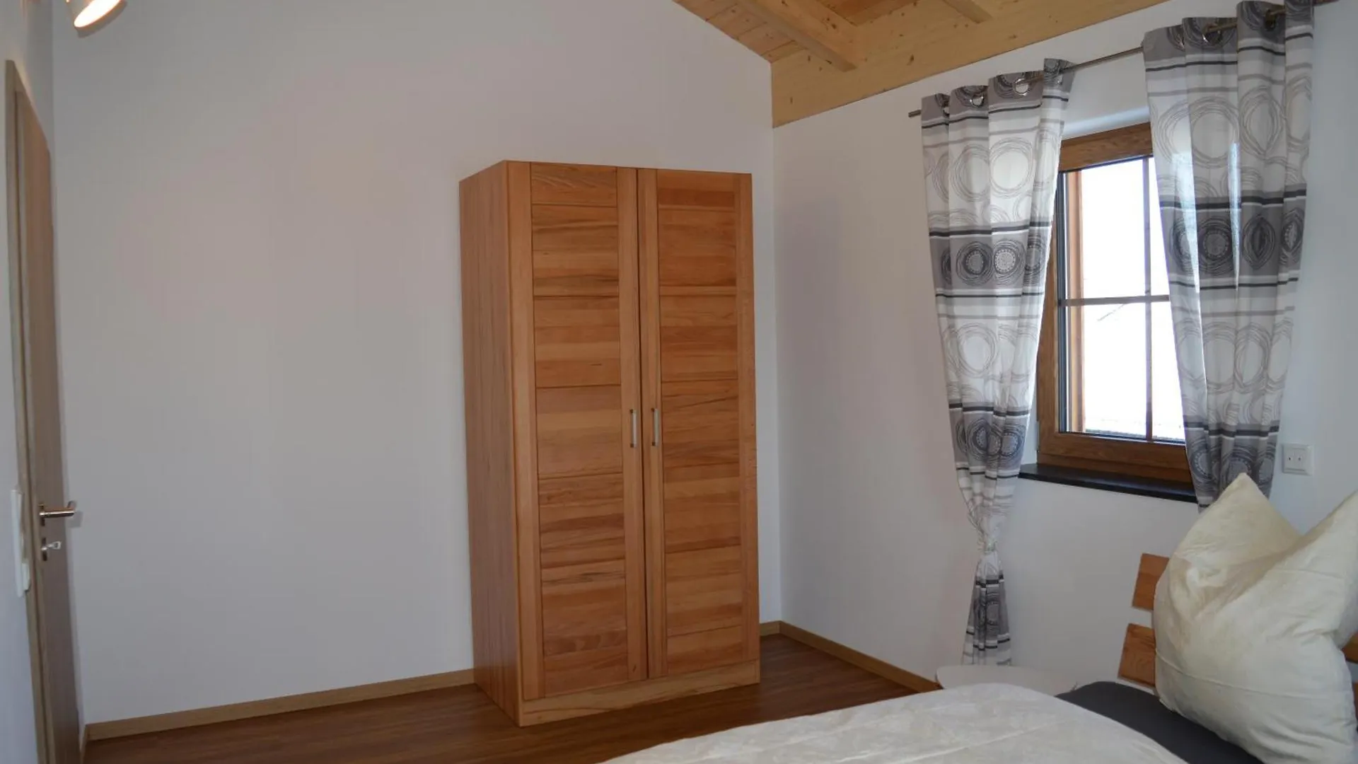 Apartment Ferienwohnung Bei Familie Grundl Tacherting